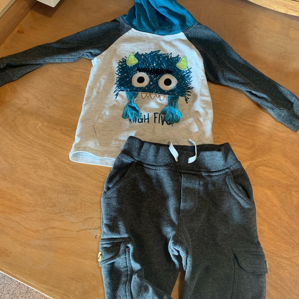 Toddler boy two piece set